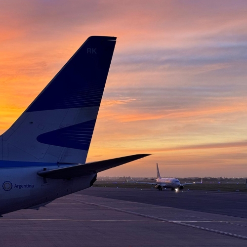 Volando entre atardeceres
